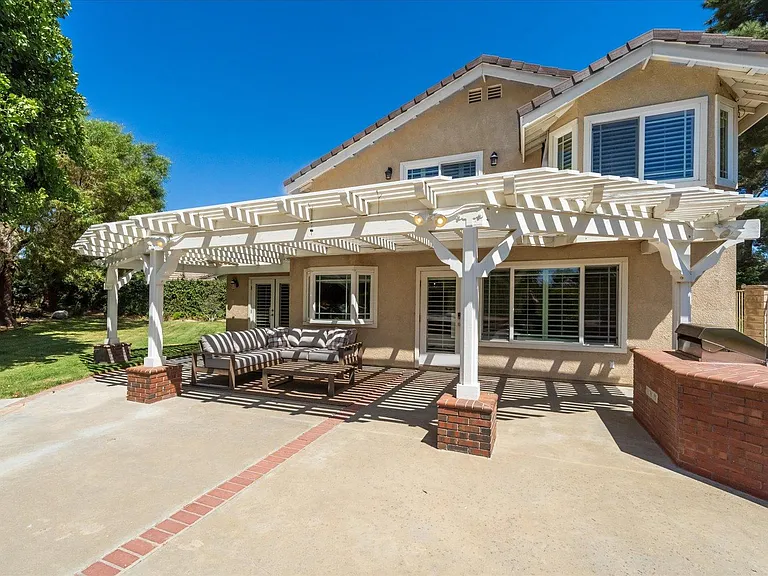 23621 Dunsmore Ln — Photo 25