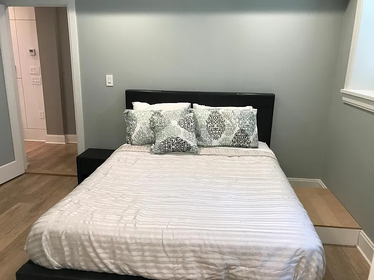 6306 Wisconsin Ave — Photo 31