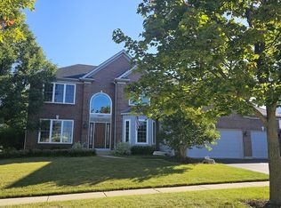 2604 Oak Dr, Dundee, IL 60118