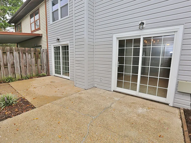 1207 Captain Adams Ct — Photo 40