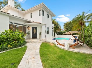 825 SW 23rd Rd, Miami, FL 33129