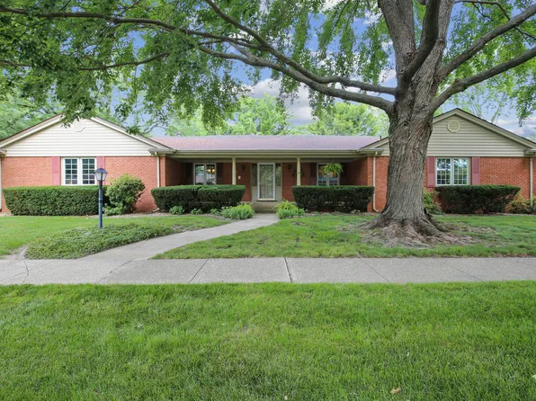 2507 Bedford Dr, Champaign, IL 61820