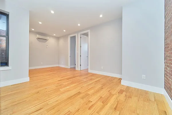 Rented by Living New York | media 21