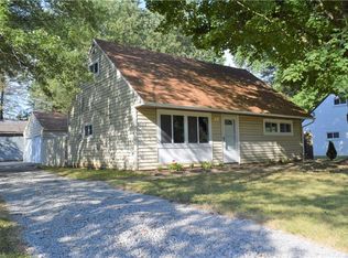 4098 Burkey Rd, Youngstown, OH 44515