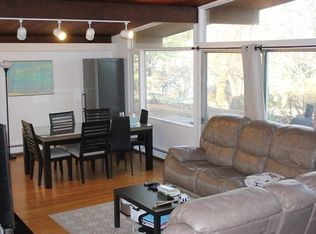 35 Lawrence Ln, Lexington, MA 02421