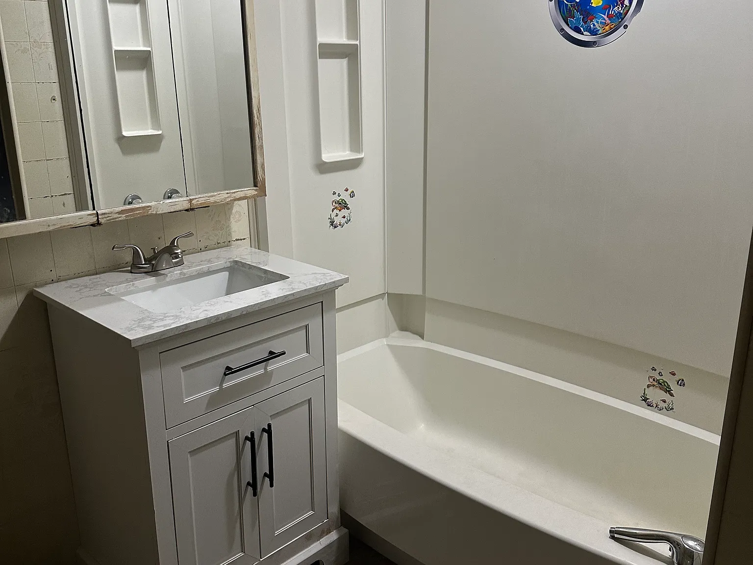 3 bed, 1200 sqft, $1,100 — Photo 3