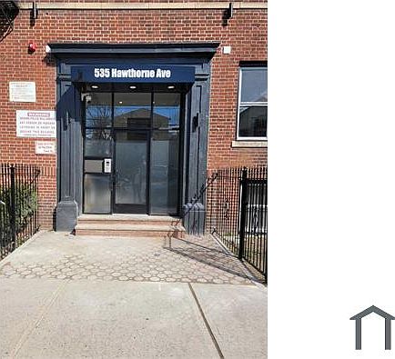 5th image of 535 Hawthorne Ave APT 301