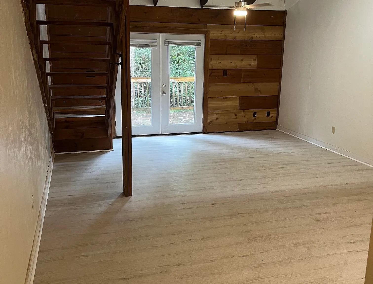 1 bed, 2256 sqft, $950 — Photo 2