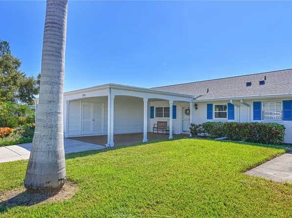 9512 Colonial Dr, Bradenton, FL 34210