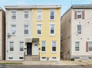 29 W 2nd St, Bridgeport, PA 19405