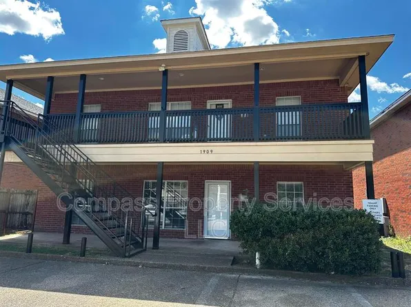 1909A S 14th St, Waco, TX 76706