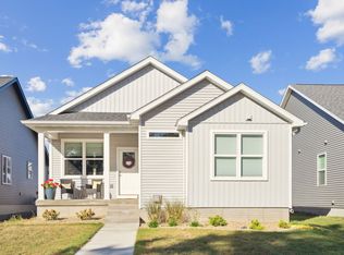 115 Axlewood Dr, Waterloo, IA 50701