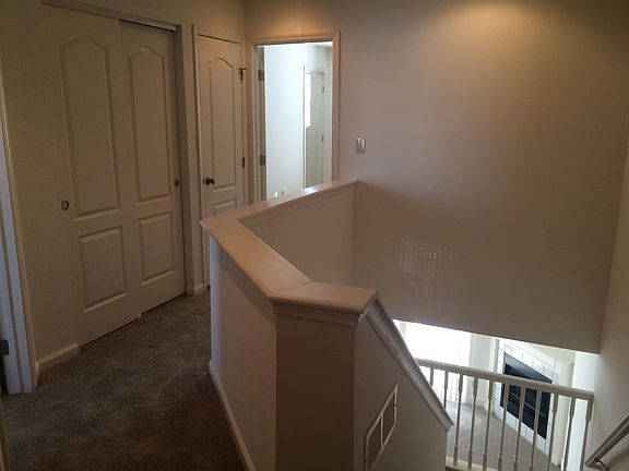 4th image of 2472 Heather Glen Ct APT 3