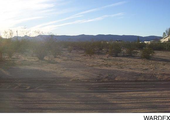 2nd image of 640 S Stewart Mountain Rd