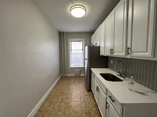 69 Stuyvesant Ave #33 Photo 1