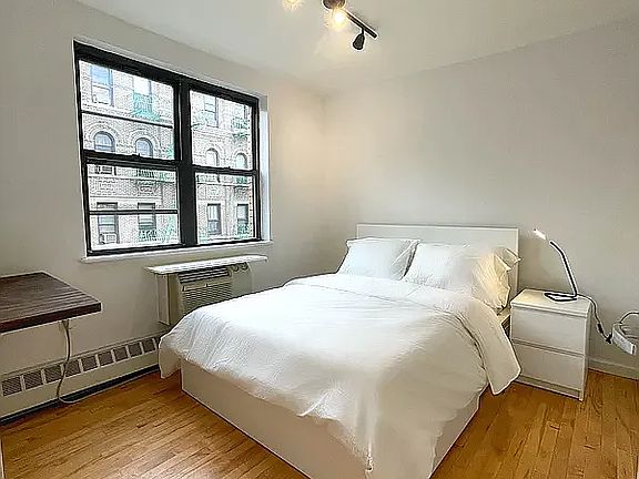 5th image of 49 Ludlow St APT 3B