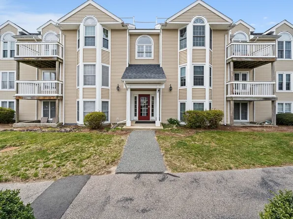 309 Carriage Ln Unit 309, Taunton, MA 02780