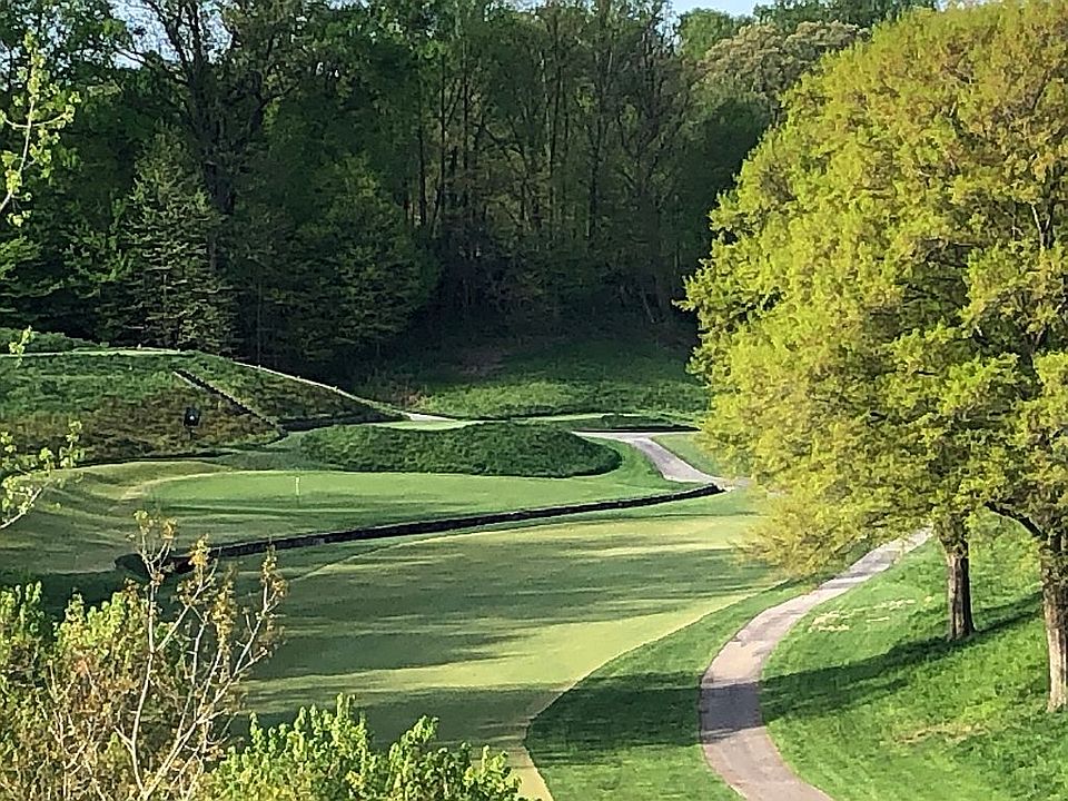 Hyde Park Country Club #6