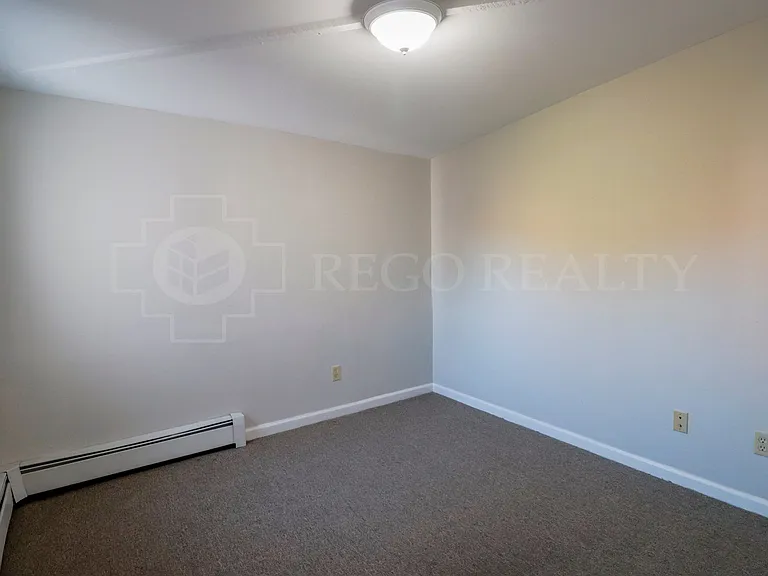 295 Franklin Ave #3 — Photo 8
