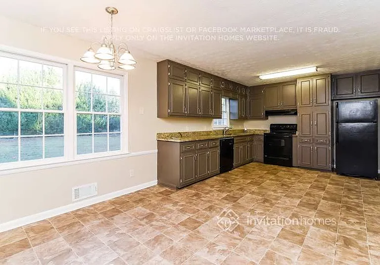 3396 San Antonio Dr — Photo 5