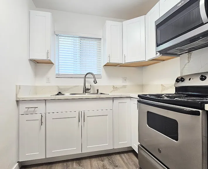 1747 Chalcedony St #1 — Photo 9