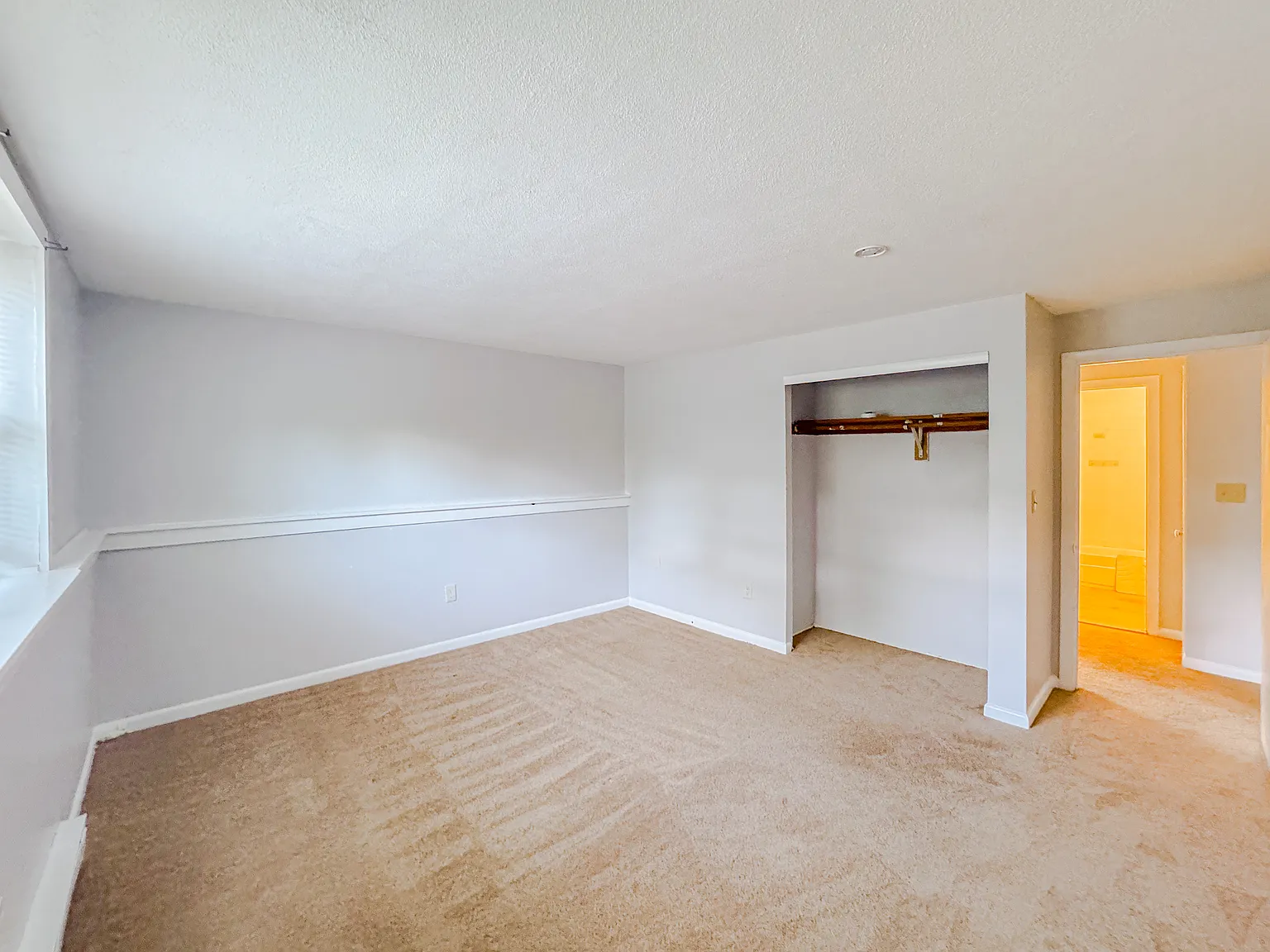 2 bed, $2,000 — Photo 2