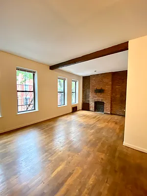 Rented by Brooklyn Heights Real Estate Inc | media 19