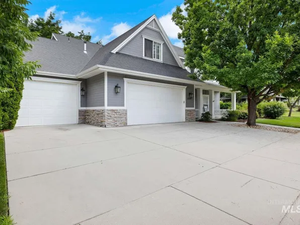 2208 E Bowstring St, Meridian, ID 83642