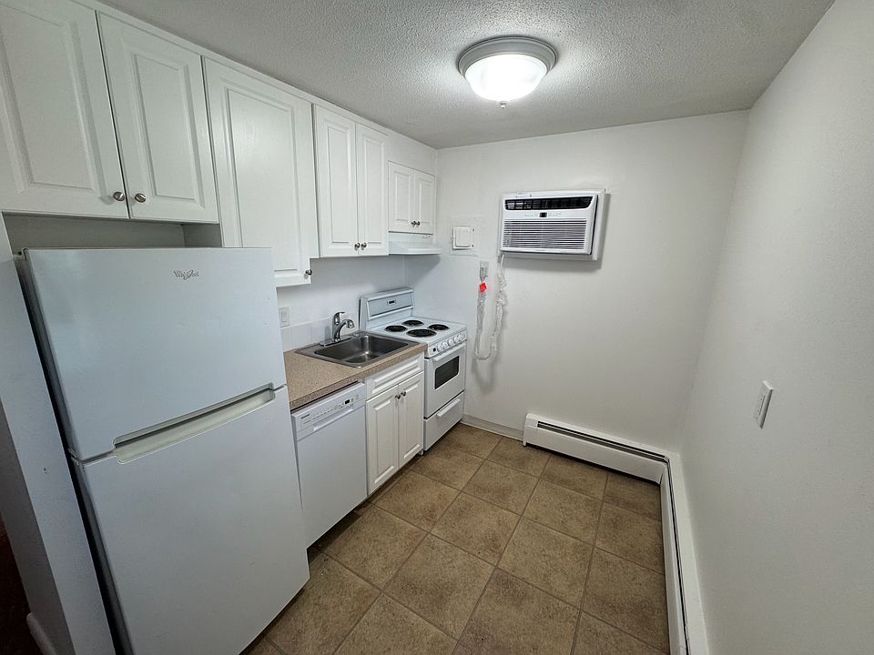 1st image of 49 Pond St Unit 34