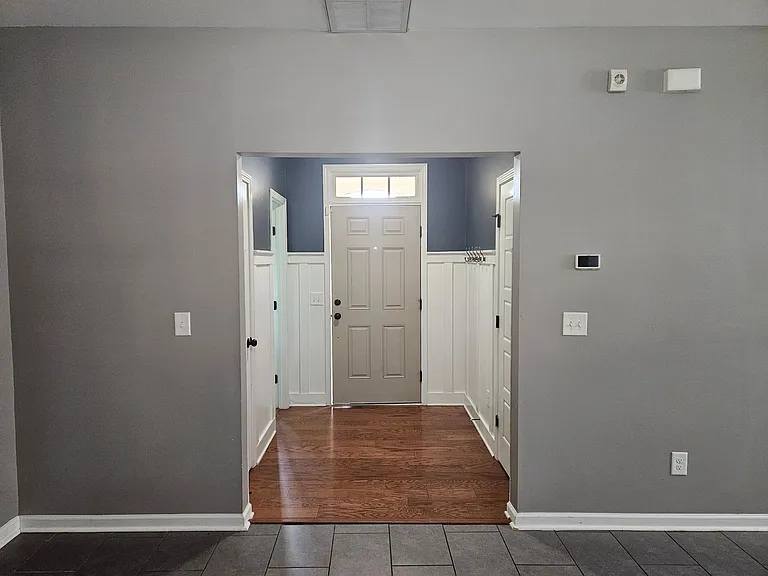 210 Long Pond Dr — Photo 4