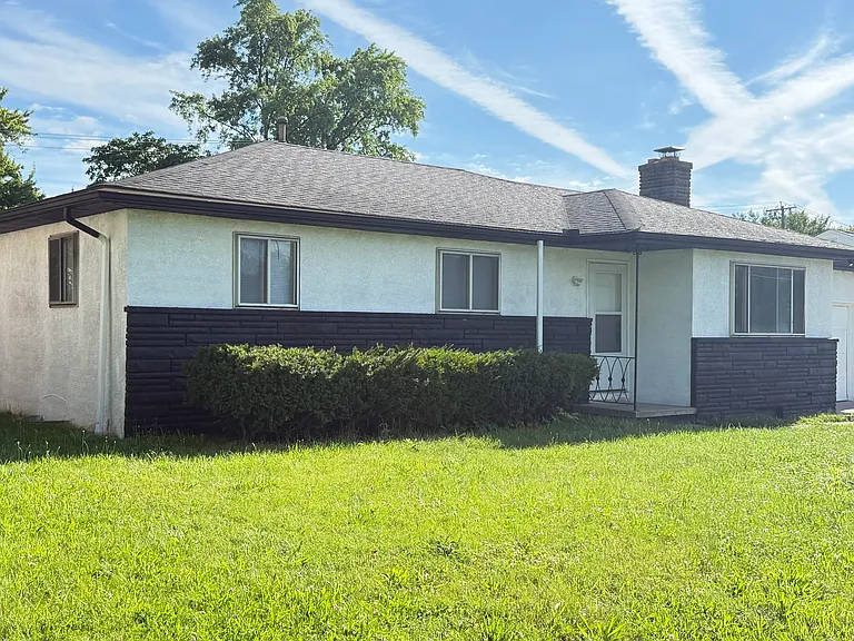 3230 Briggs Rd — Photo 1