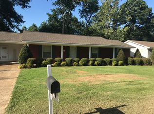816 Mary Ave, Grenada, MS 38901