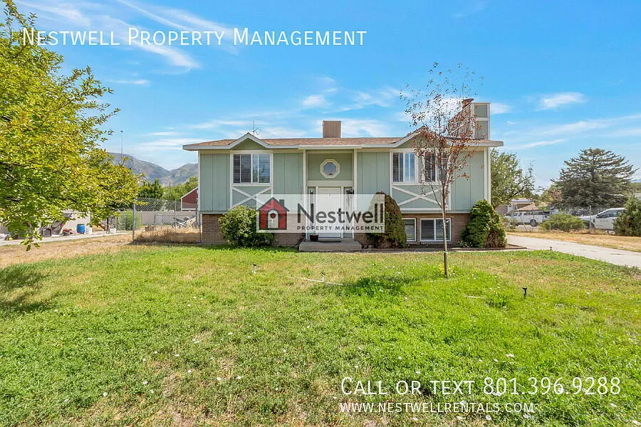 Beautifully updated Provo home with modern finishes. — Photo 2