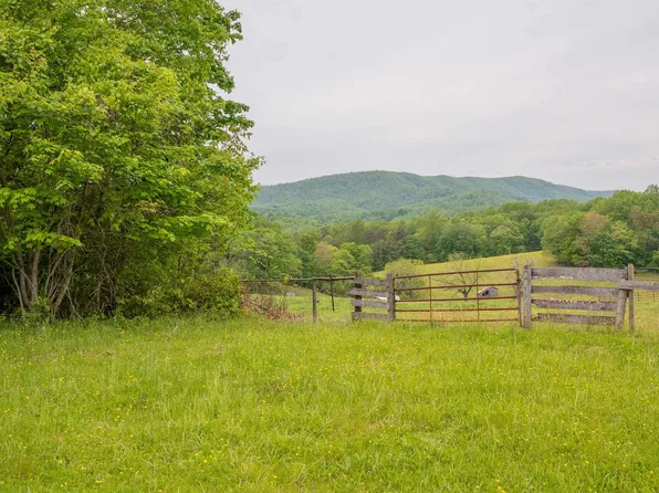 180 Gilbert Valley Rd, Stuart, VA 24171