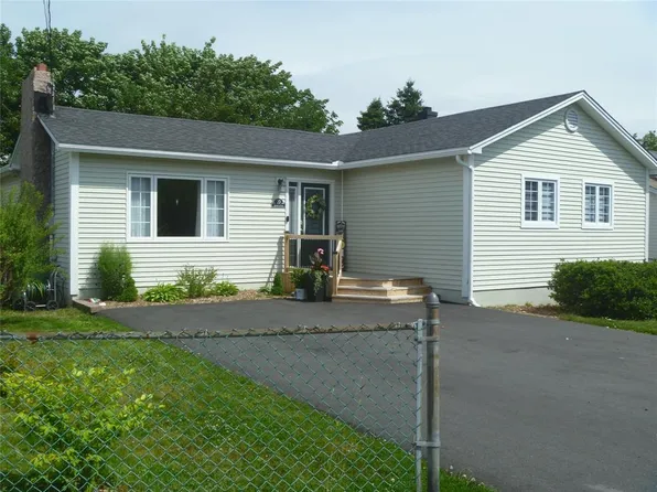 20 Jane's Avenue, Carbonear, NL A1Y1A4