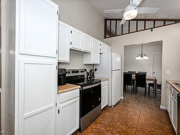 4th image of 6849 Westview Dr