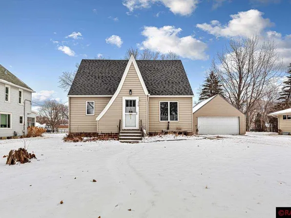 110 Smith St NE, Mapleton, MN 56065
