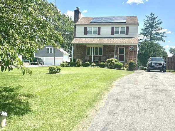 1004 Green Ln, Secane, PA 19018