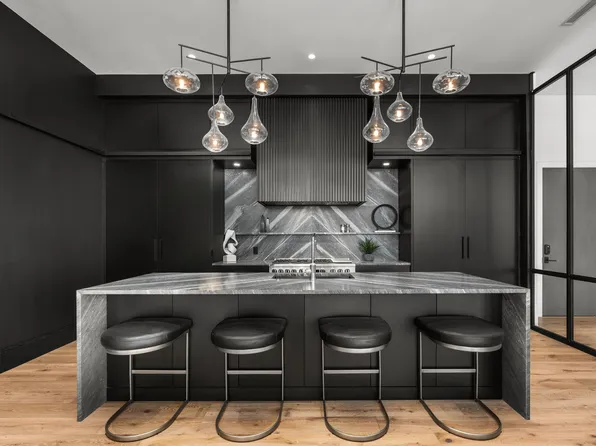 1616 W End Ave #3302, Nashville, TN 37203