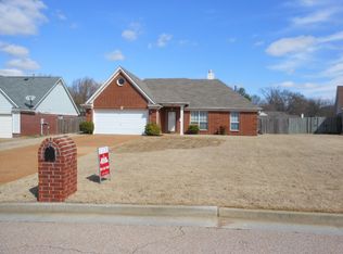 170 Greer Ln, Oakland, TN 38060