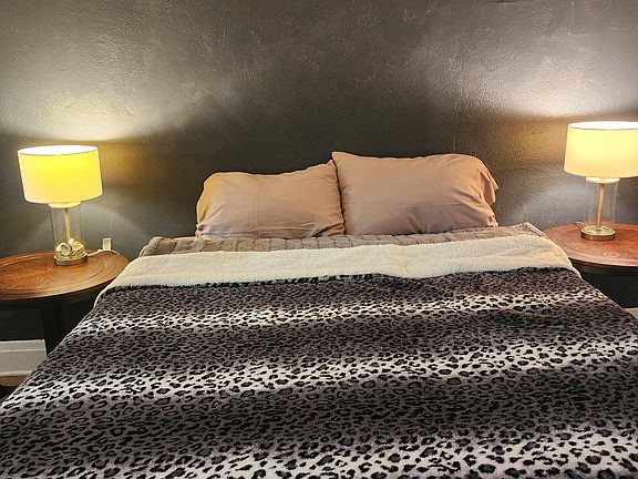 5th image of 818 Camlin Ave #2