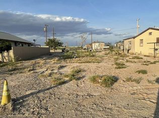 326 N Walnut St, Pecos, TX 79772