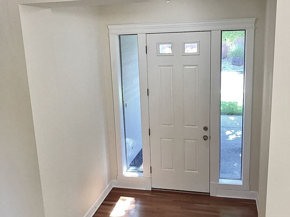 4th image of 9209 NE 84th Ct
