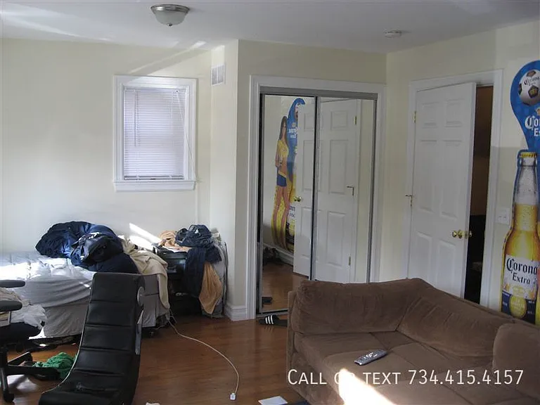 936 Mary St — Photo 17