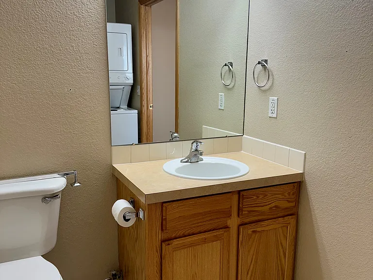 4245 Boardwalk Dr #E7 — Photo 5