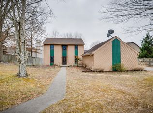 2 Reston Ct, Johnson City, TN 37601