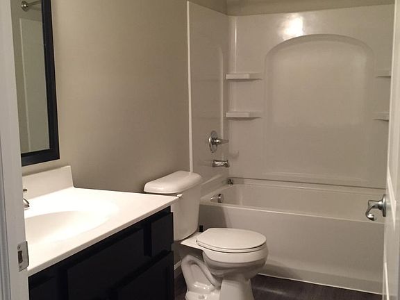 5th image of 947 Mae Christine Dr APT 201