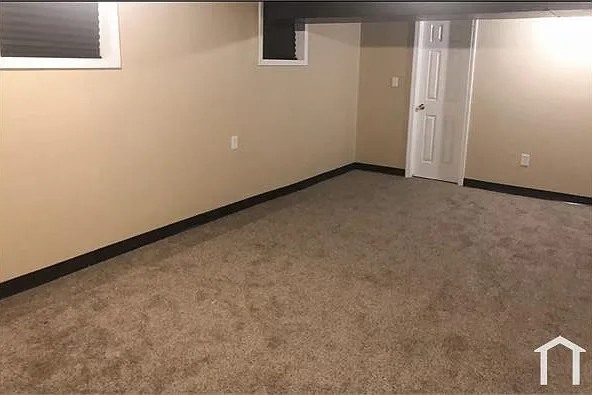 10317 Somerset Ave #RIGHT — Photo 31