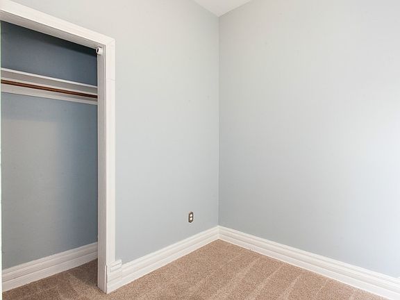 2nd image of 1320 N Artesian Ave APT 2