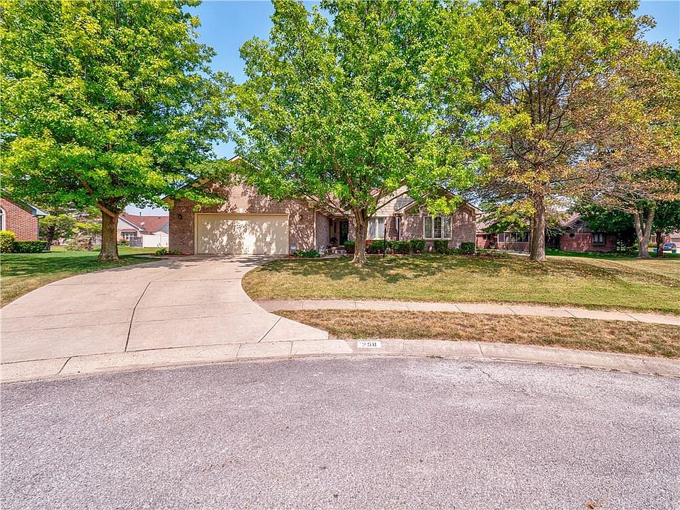 1st image of 358 Country Woods Dr
